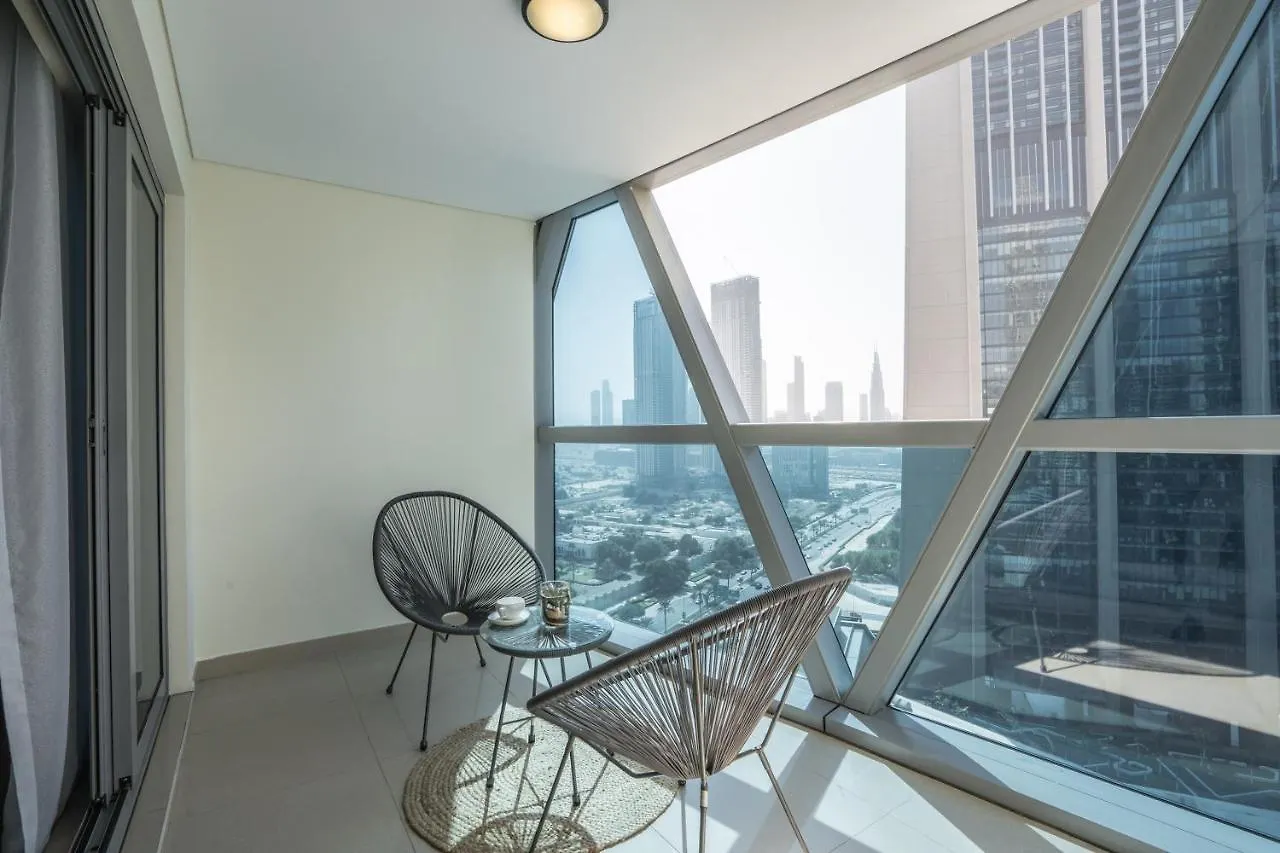 Higuests - Luxury Apartment In The Iconic Park Towers Dubai 0*,
